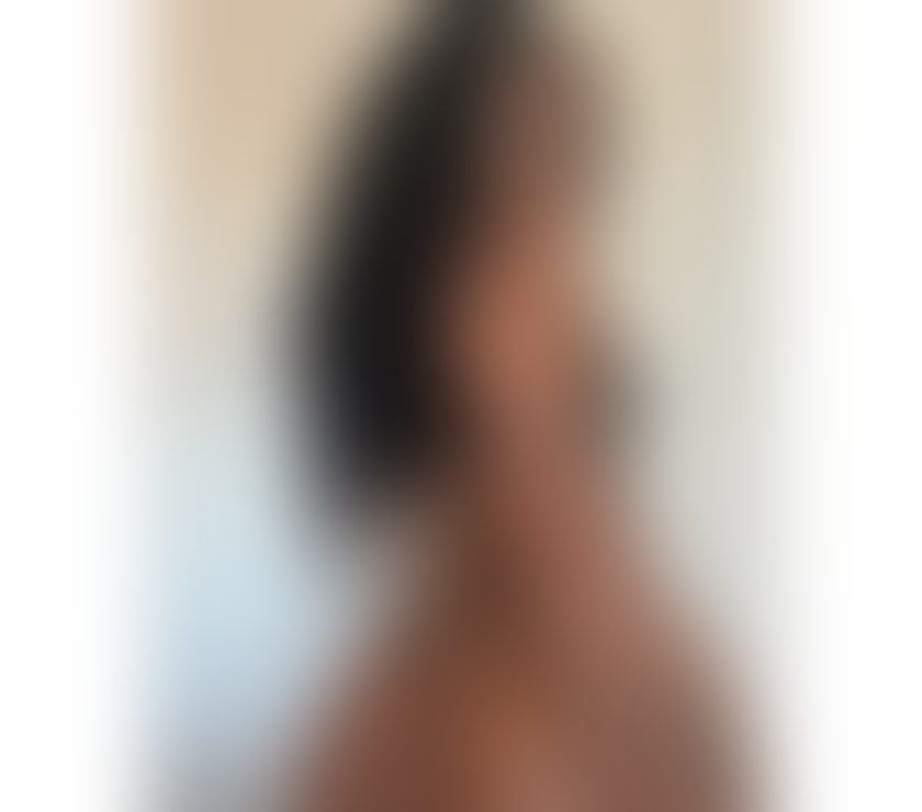 Escorts East London North Greenwich Station - East London - Photos for Brazilian brunette with curly hair